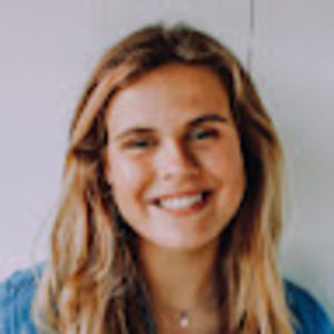 Meet your Posher, Caroline